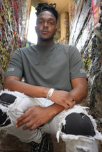 Load image into Gallery viewer, GRAY MOCK NECK T-SHIRT